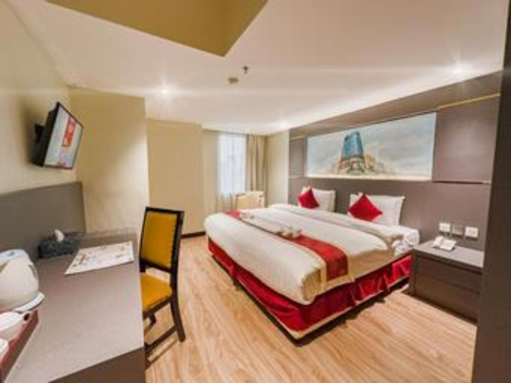 Hermes Palace Hotel Medan Esterno foto